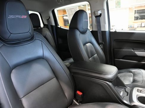 Used 2022 Chevrolet Colorado ZR2 image 9