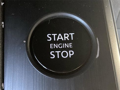 New 2026 Nissan Kicks SV image 21