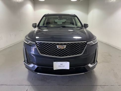 Certified 2021 Cadillac XT6 Premium Luxury AWD/4WD image 2