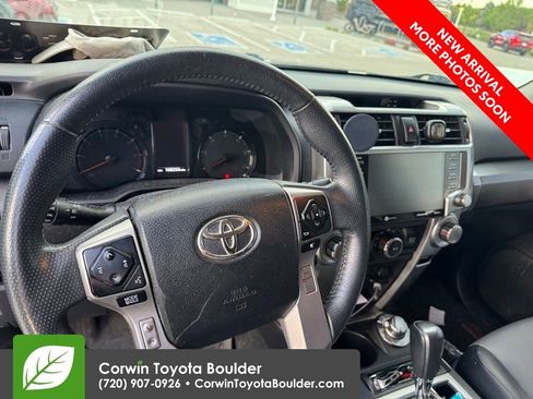Used 2020 Toyota 4Runner SR5 Premium AWD/4WD image 10