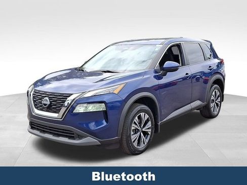 Used 2022 Nissan Rogue SV image 4