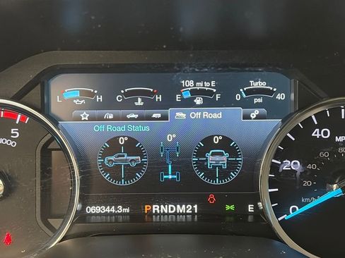 Used 2018 Ford F250 Lariat w/ Lariat Value Package image 12