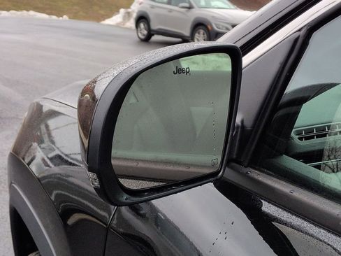 New 2026 Jeep Compass Limited image 7