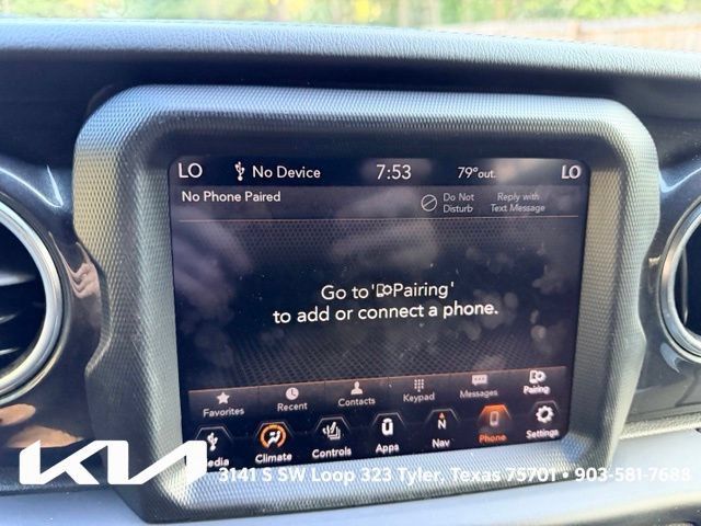Used 2020 Jeep Wrangler Unlimited Sahara AWD/4WD image 18