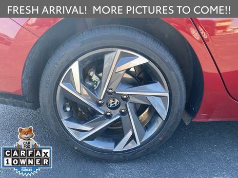 Used 2024 Hyundai Elantra SEL w/ Convenience Package image 8