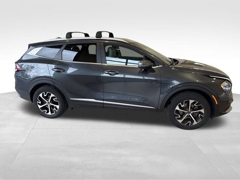 Used 2023 Kia Sportage EX image 7