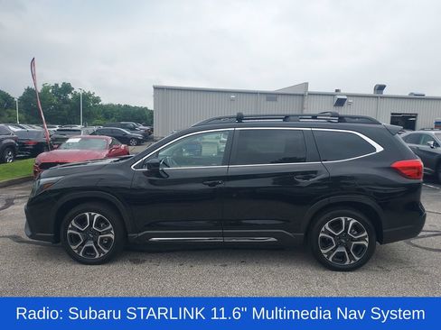 Used 2024 Subaru Ascent Limited w/ Technology Package AWD/4WD image 4