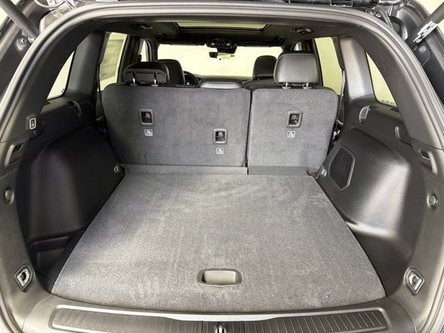 New 2026 Jeep Grand Cherokee Limited w/ Trailer Tow Package AWD/4WD image 12