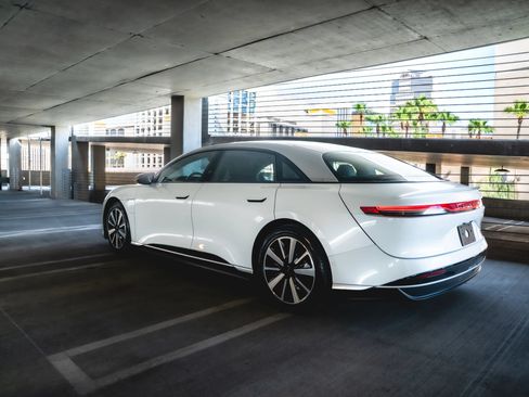 Used 2022 Lucid Air Grand Touring AWD/4WD image 3