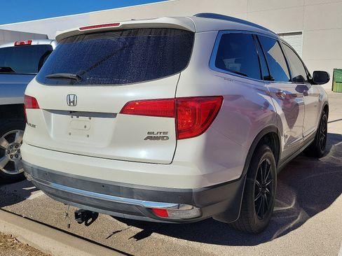 Used 2018 Honda Pilot Elite image 3