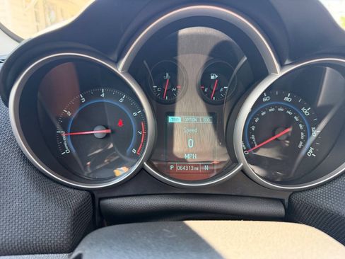 Used 2013 Chevrolet Cruze Eco w/ Enhanced Safety Package FWD image 17