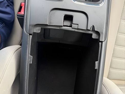 Used 2018 Ford Fusion S FWD image 35