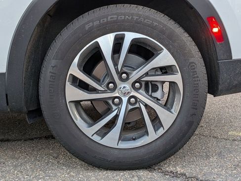 Used 2023 Buick Envision Essence image 9