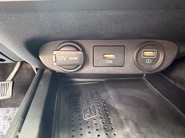Used 2023 Hyundai Elantra SEL w/ Convenience Package FWD image 23