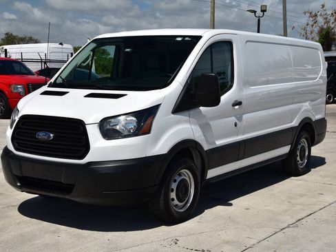Used 2019 Ford Transit 150 130 Low Roof RWD image 3