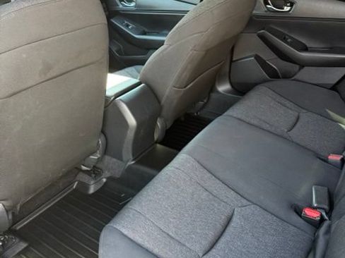 Used 2023 Honda Accord EX image 32