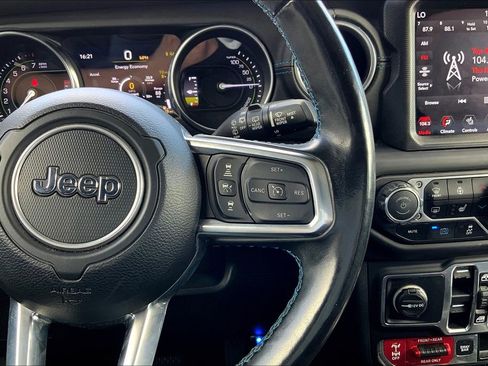 Used 2021 Jeep Wrangler Unlimited Rubicon 4xe w/ Dual Top Group image 19