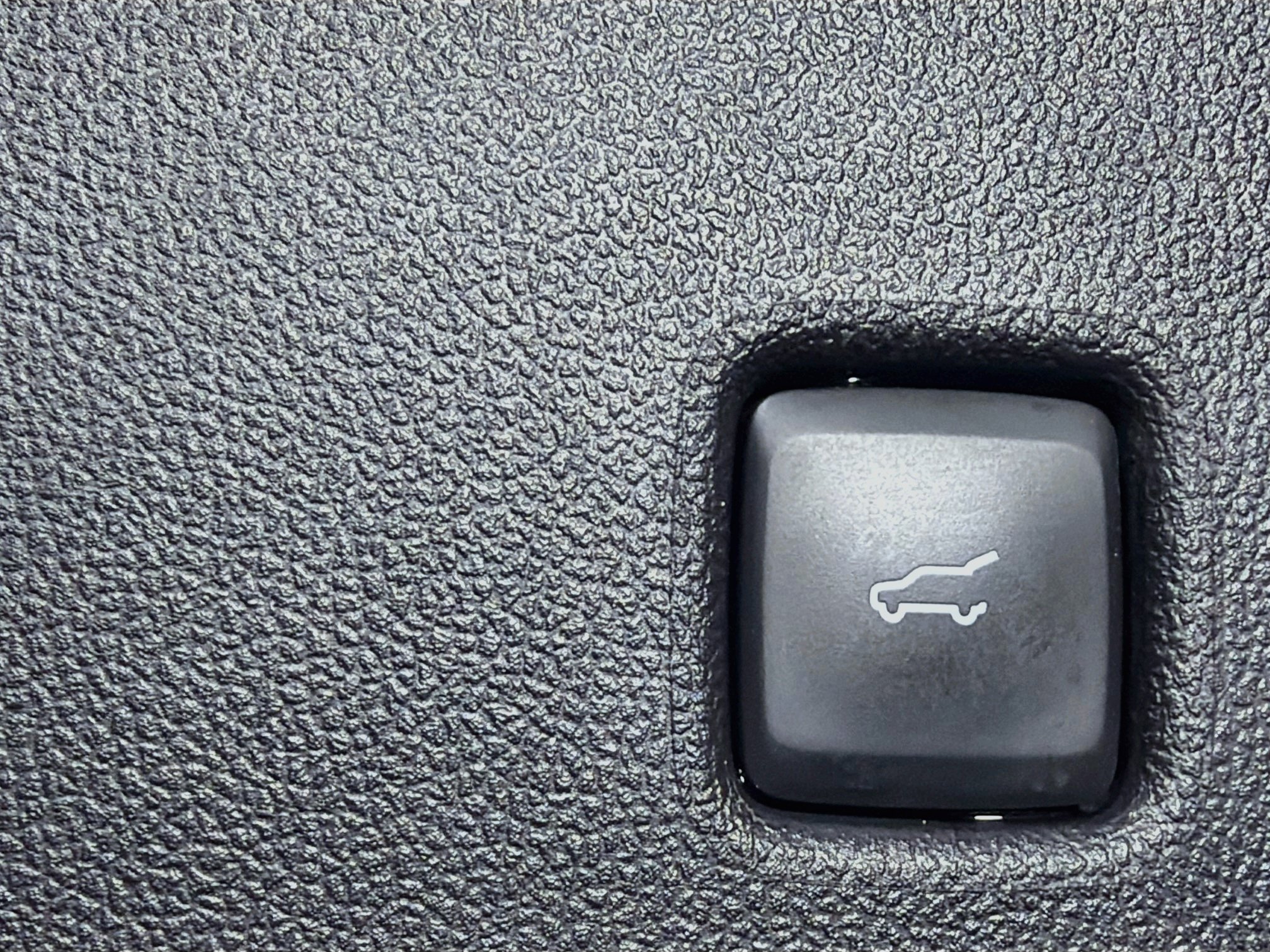 Used 2025 Ford Escape ST-Line Select AWD/4WD image 28