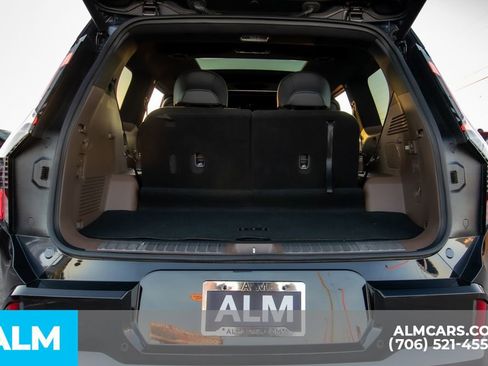 Used 2024 Kia EV9 GT-Line image 16