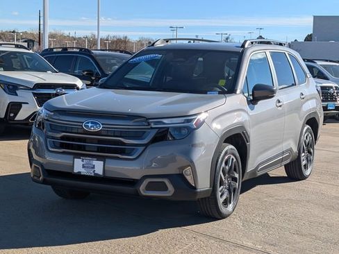 Used 2025 Subaru Forester Limited image 8