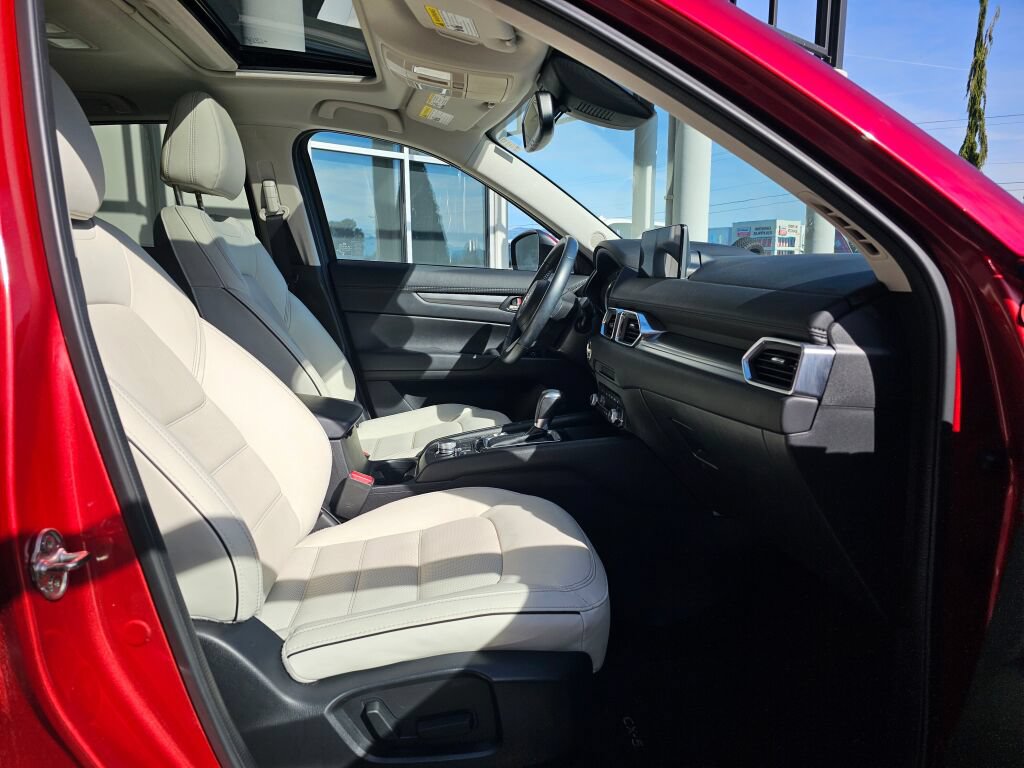 Used 2025 MAZDA CX-5 AWD 2.5 S w/ Preferred Package image 11