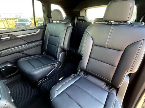 New 2026 GMC Acadia Elevation w/ Black Edition image 16