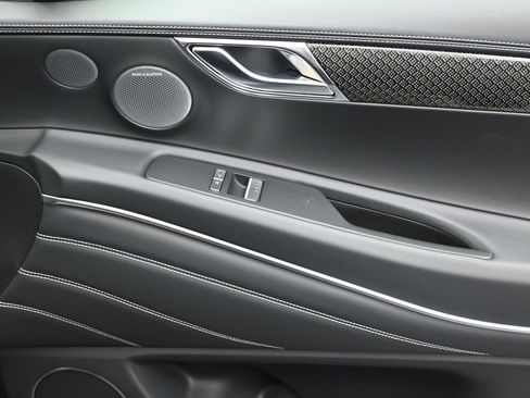 New 2025 Genesis GV80 3.5T e-SC image 11