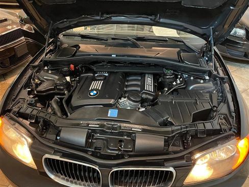 Used 2009 BMW 128i Convertible image 35