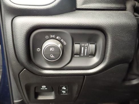 Certified 2019 RAM 1500 Big Horn image 34