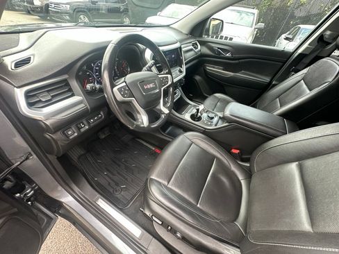 Used 2020 GMC Acadia SLT w/ Driver Alert Package II AWD/4WD image 10