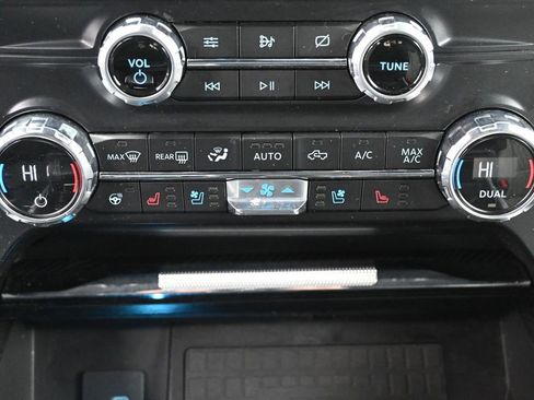 Used 2021 Ford F150 Limited image 30