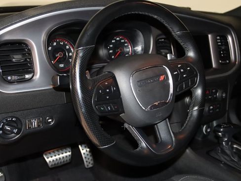 Used 2022 Dodge Charger R/T w/ Blacktop Package image 41