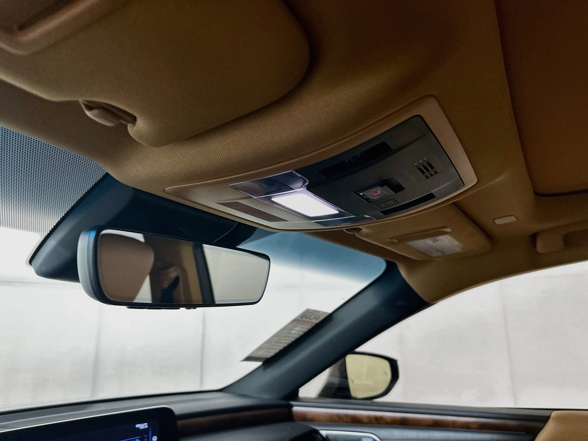 Used 2022 Lexus ES 350 Ultra Luxury w/ Accessory Package 2 FWD image 18