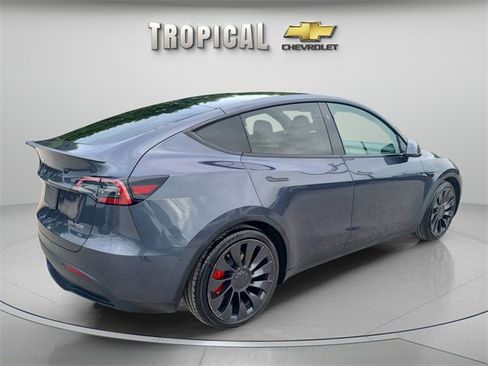 Used 2023 Tesla Model Y Long Range image 5