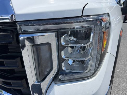 Used 2020 GMC Sierra 2500 2WD Crew Cab w/ Convenience Package image 40