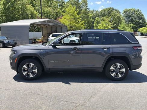 Used 2024 Jeep Grand Cherokee Limited 4xe AWD/4WD image 10
