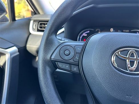 Used 2024 Toyota RAV4 LE image 23