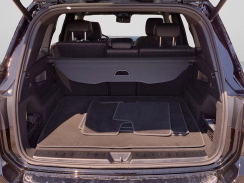 Certified 2026 Mercedes-Benz GLB 250 image 8