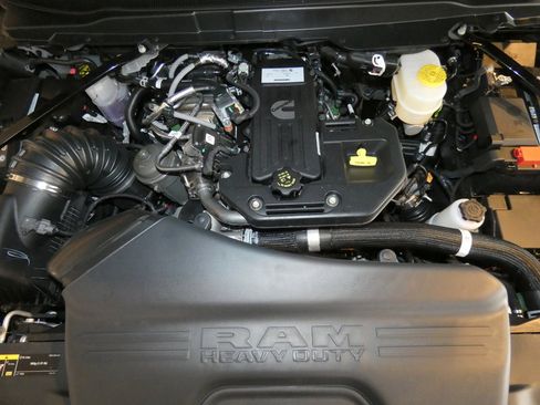 New 2025 RAM 2500 Tradesman image 27