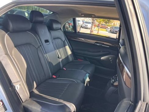 Used 2018 Genesis G90 3.3T Premium AWD/4WD image 33