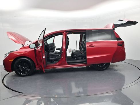 Used 2025 Honda Odyssey Sport-L image 71