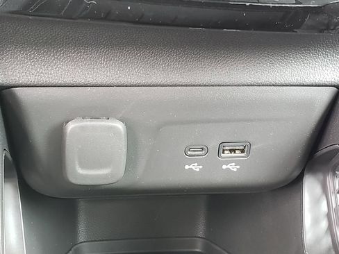 New 2026 Chevrolet TrailBlazer LT w/ LT Cold Weather Package FWD image 31