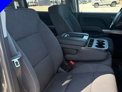 Used 2018 Chevrolet Silverado 1500 LT w/ All Star Edition AWD/4WD image 30