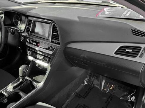 Used 2018 Hyundai Sonata SEL FWD image 20