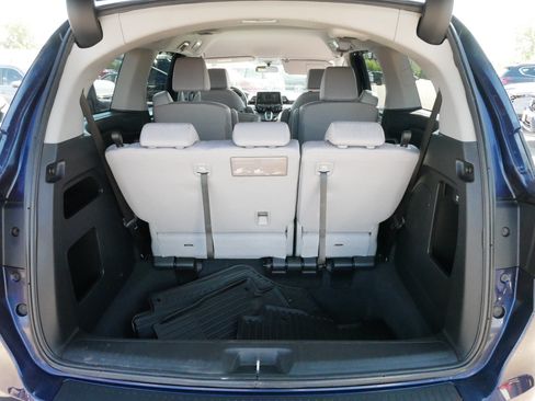 Certified 2018 Honda Odyssey EX image 18