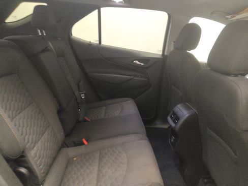 Used 2021 Chevrolet Equinox LT AWD/4WD image 19