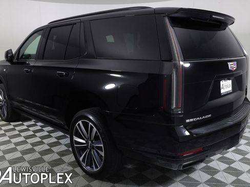 Used 2025 Cadillac Escalade Sport w/ Touring Package AWD/4WD image 7