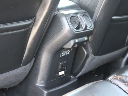 Used 2023 Jeep Wrangler Unlimited Sahara AWD/4WD image 38