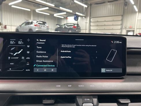 New 2026 Kia EV9 Wind image 19