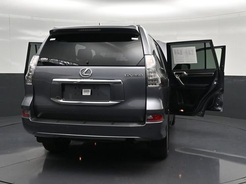 Used 2019 Lexus GX 460 w/ Navigation Package AWD/4WD image 36